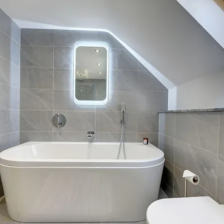 The Gate House * Ричмонд